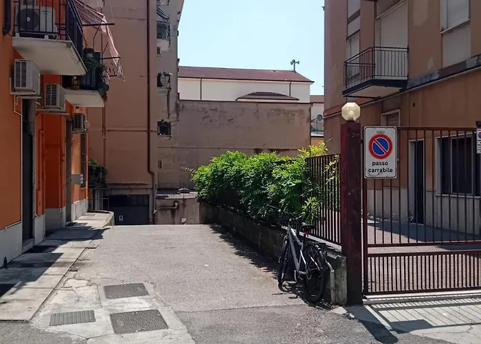 Holidhome - Werner - Moderna Con Garage Privato Vicino Fiera 公寓 *