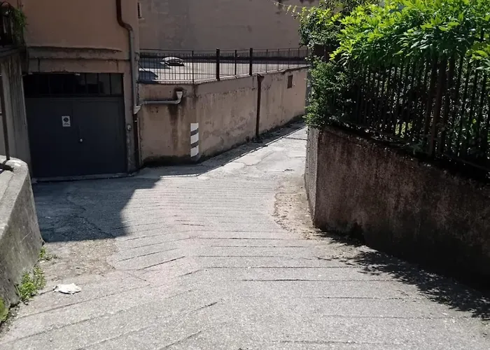 Holidhome - Werner - Moderna Con Garage Privato Vicino Fiera